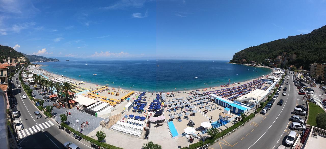 Hotel Monique